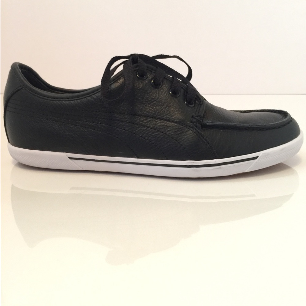 ****SOLD****Puma Benecio Moccasin Toe